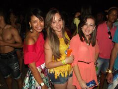 Oktober 10 Anos